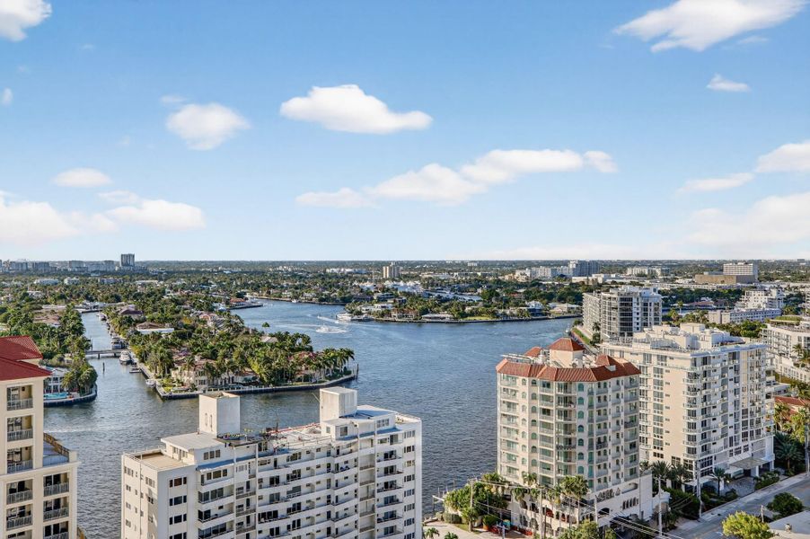 Condo located in Fort Lauderdale, FL showcasing its design and architecture (Image 30). Condo located in Fort Lauderdale, FL showcasing its design and architecture (Image 30).
