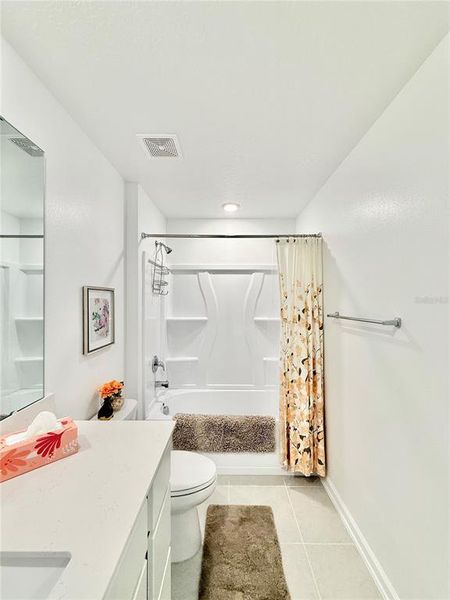 Furnished interior view inside a new home in Ranches at Lake McLeod, Eagle Lake (Image 22).