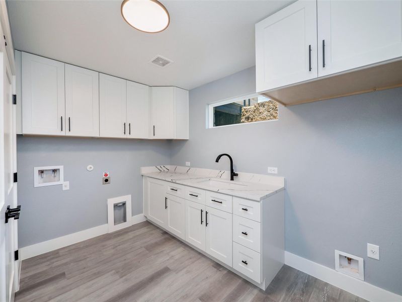 Furnished interior view inside a new home in , Leander (Image 17).