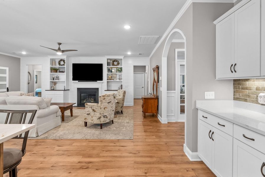 Furnished interior view inside a new home in Sea Island Preserve, Johns Island (Image 34).