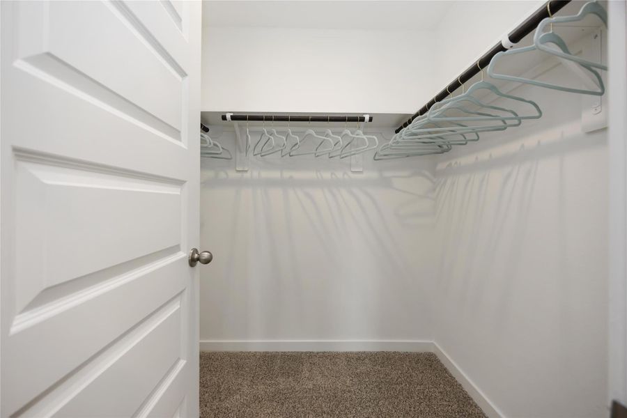 Spacious, unfurnished interior of a new home in Grand West, Houston (Image 19).