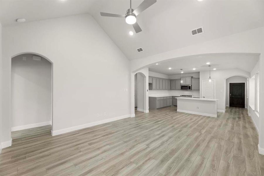 11_232 Town Park, Princeton