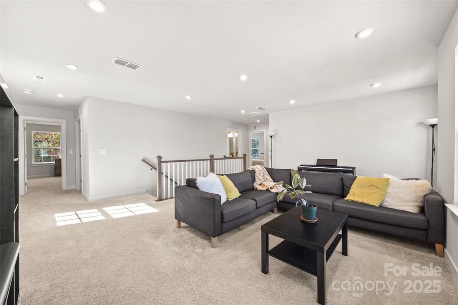 Upstairs loft Upstairs loft