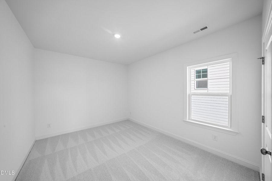 SUN_Stoneriver_Pic_EastmanIII_Bed4_1of1