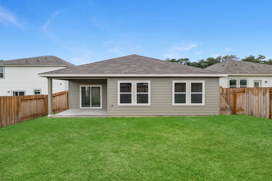 Representative exterior details of a home built from the Luna by Starlight Homes in Liberty Ranch, Josephine (Image 4).