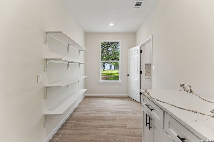 Image 36 of a home in .