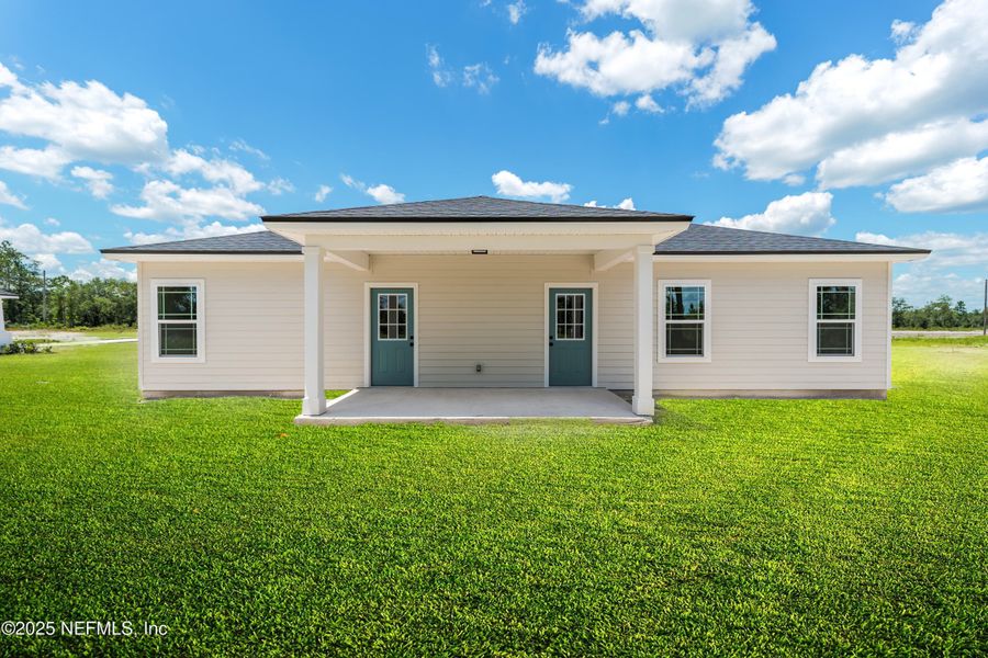Exterior details and patio area of a home in , Sanderson (Image 26).