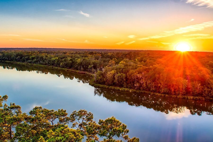 Image 7 of a home in Grand Central Park.