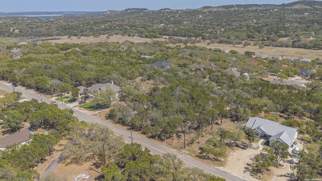 Natural landscape and outdoor views near in Canyon Lake (Image 10). Natural landscape and outdoor views near in Canyon Lake (Image 10).