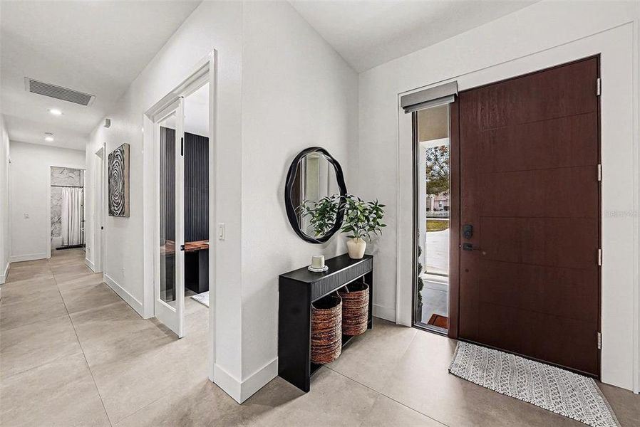 Furnished interior view inside a new home in , Lutz (Image 15).