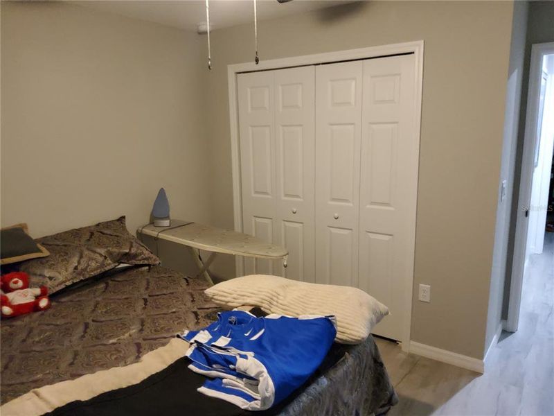 Furnished interior view inside a new home in , Ocklawaha (Image 17).