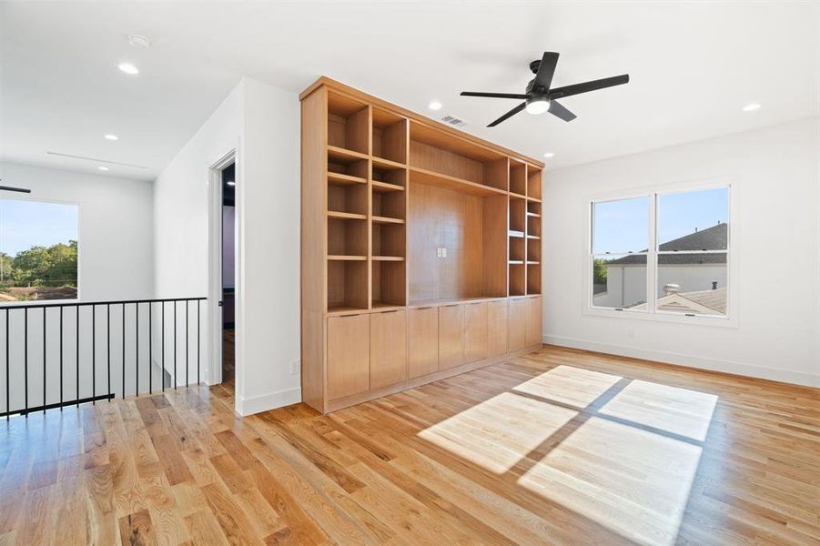 Spacious, unfurnished interior of a new home in , Dallas (Image 22).