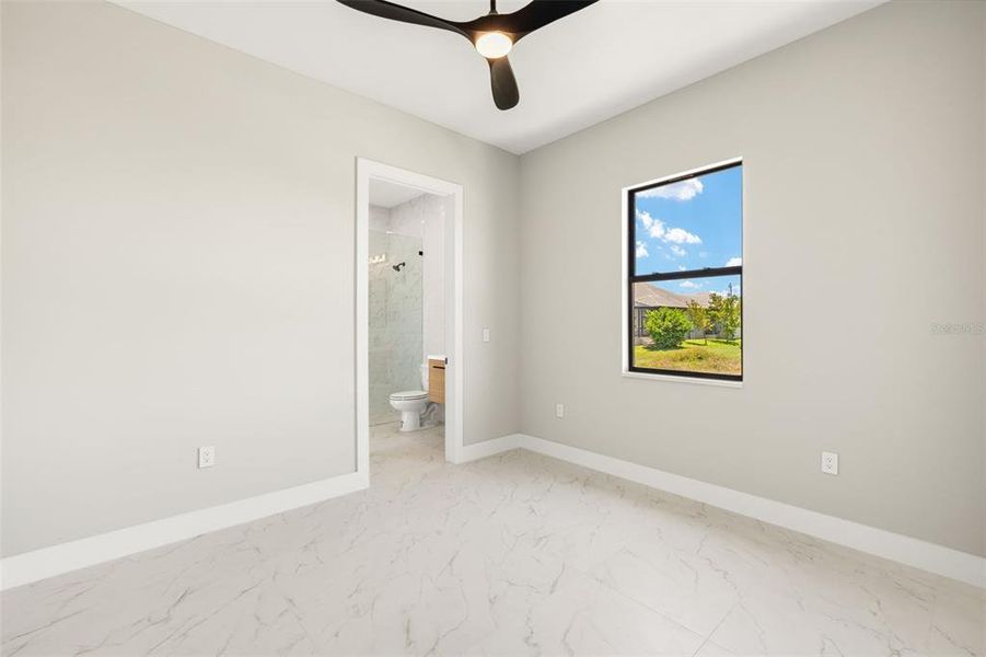 2d Bedroom w/ensuite Bath