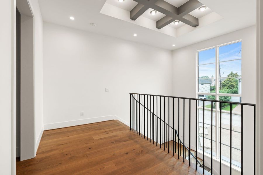 Spacious, unfurnished interior of a new home in , Houston (Image 45).