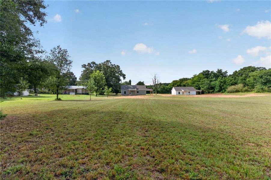 Natural landscape and outdoor views near in Cedartown (Image 32). Natural landscape and outdoor views near in Cedartown (Image 32).