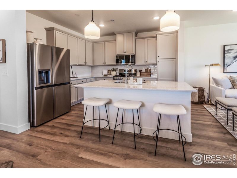 EXAMPLE PHOTO: KITCHEN