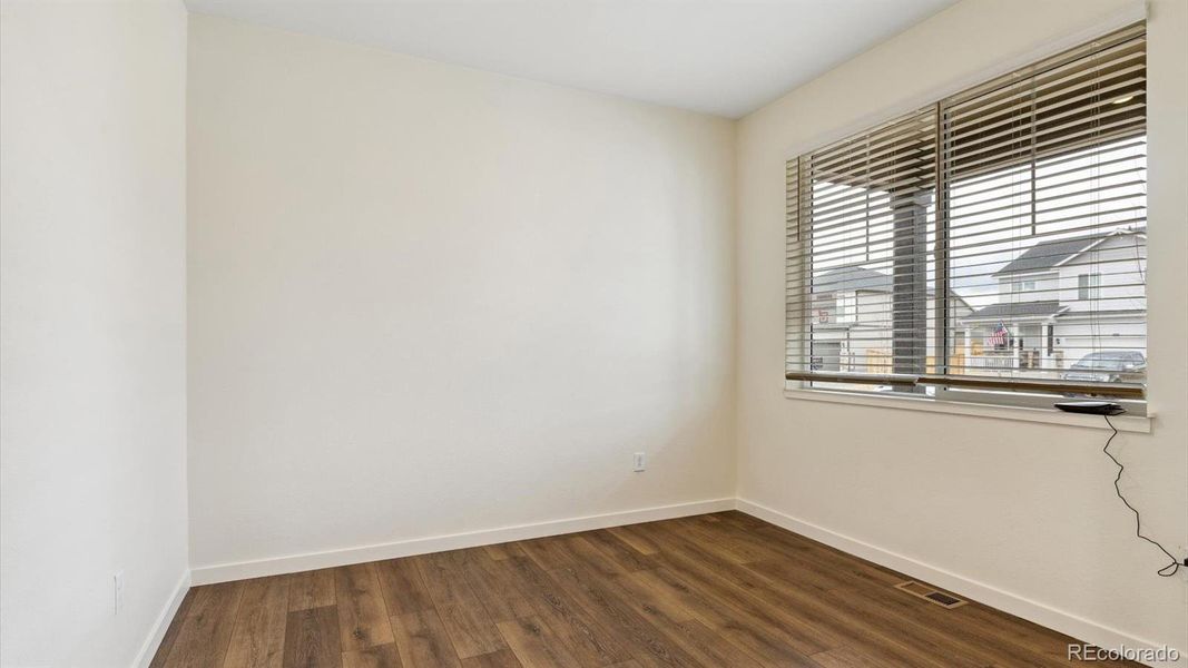 Spacious, unfurnished interior of a new home in Settlers Crossing, Commerce City (Image 14). Spacious, unfurnished interior of a new home in Settlers Crossing, Commerce City (Image 14).