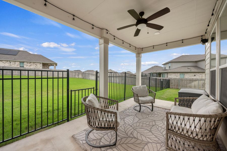 Exterior details and patio area of a home in , Round Rock (Image 3).