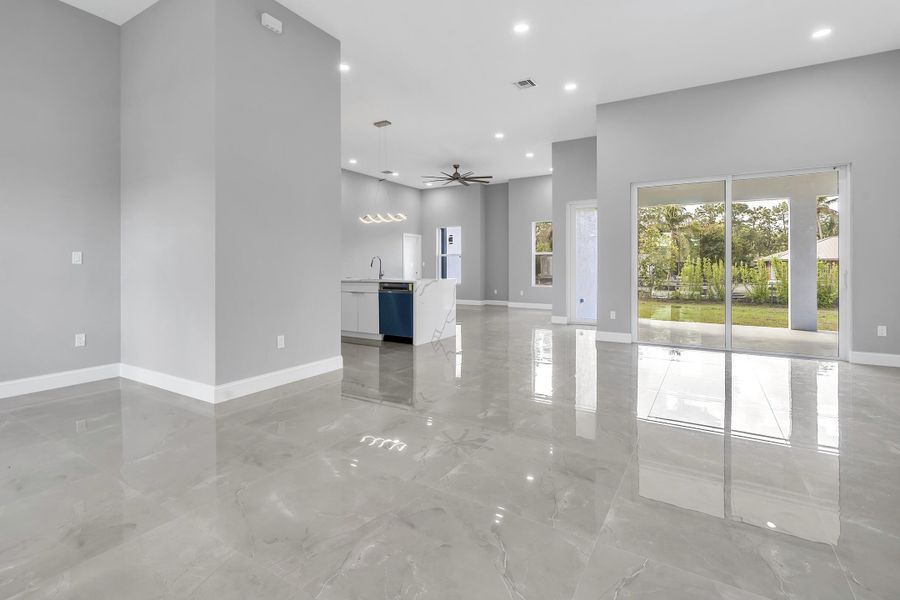 15174 69th Ct N. Loxahatchee 33470 -