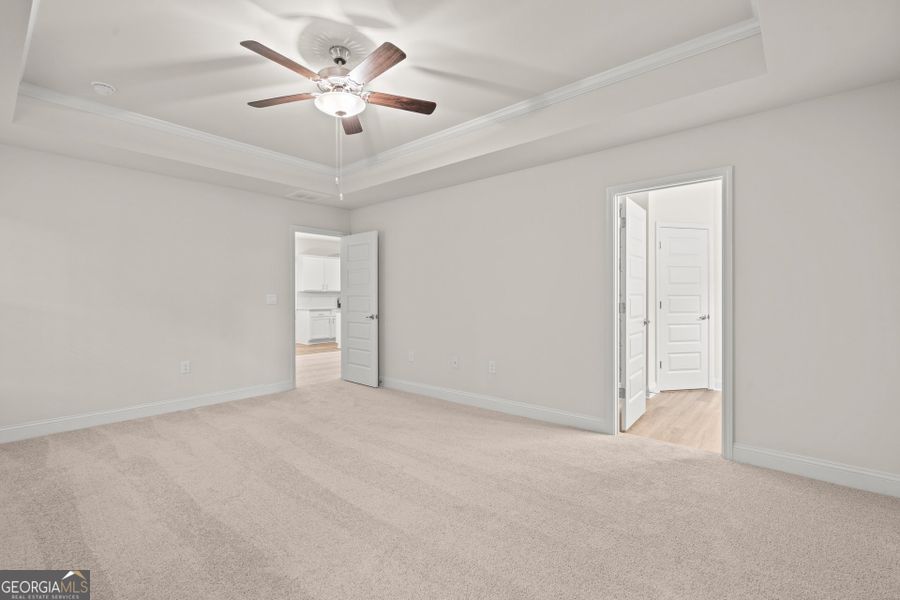 Spacious, unfurnished interior of a new home in Canterbury Villas, Carrollton (Image 26).