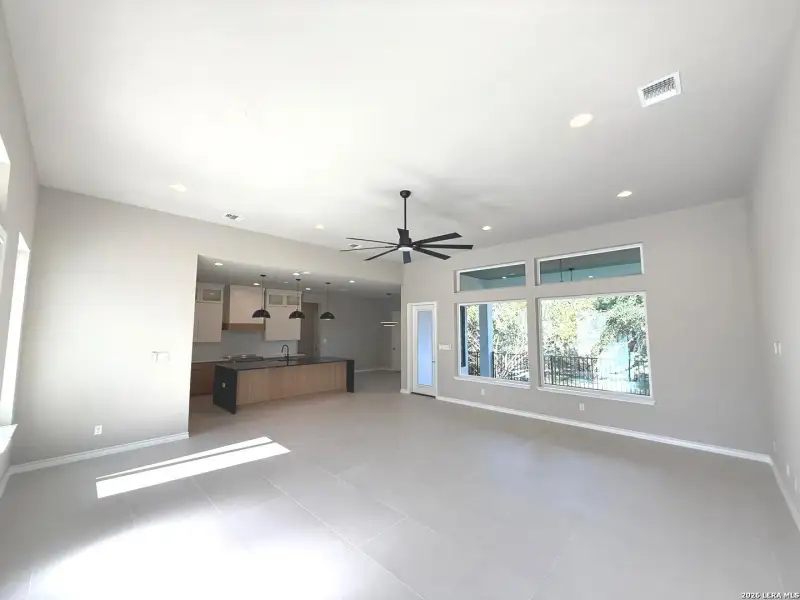 Spacious, unfurnished interior of a new home in , Spring Branch (Image 26).