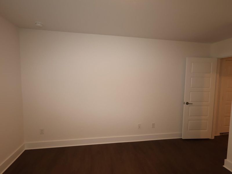 Spacious, unfurnished interior of a new home in Lago Mar, Santa Fe (Image 15).