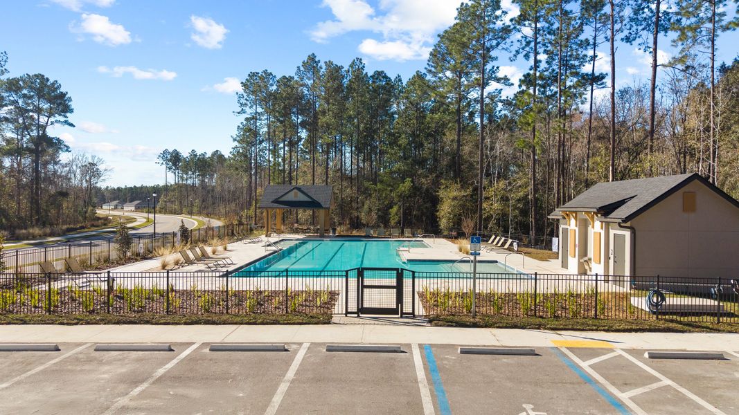 Community amenities in Kings Preserve, Jacksonville (Image 11).
