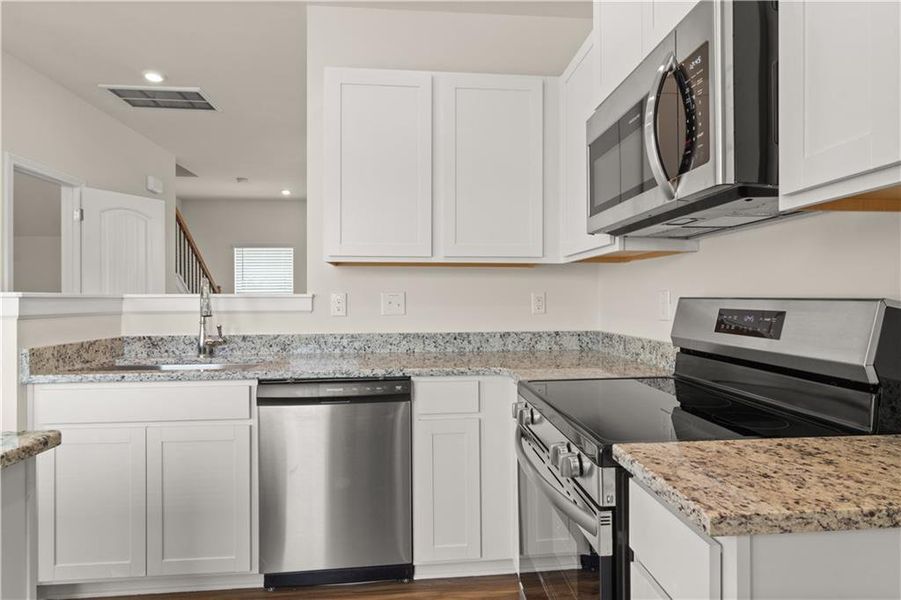 Furnished interior view inside a new home in Hillcrest Park, Ringgold (Image 4).