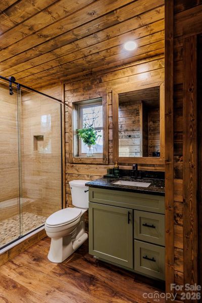 Furnished interior view inside a new home in , Maggie Valley (Image 8).