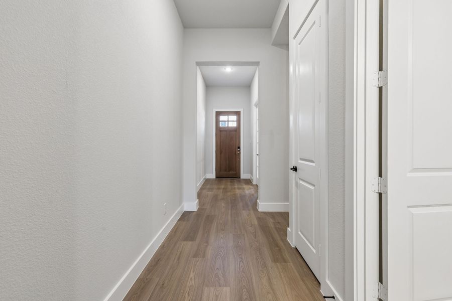 Spacious, unfurnished interior of a new home in Painted Tree Lakeside, McKinney (Image 23). Spacious, unfurnished interior of a new home in Painted Tree Lakeside, McKinney (Image 23).