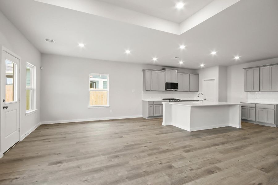 Spacious, unfurnished interior of a new home in Maple Woods, Hockley (Image 14).