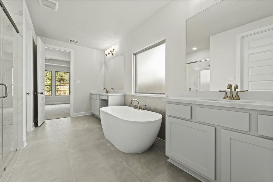 Representative image. Features, specifications, selections and colors may vary.