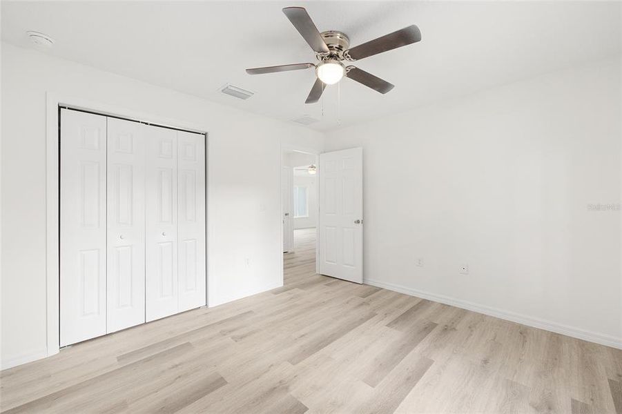 Spacious, unfurnished interior of a new home in , Ocala (Image 49).