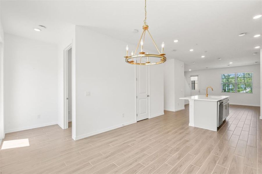 Spacious, unfurnished interior of a new home in , Winter Garden (Image 27). Spacious, unfurnished interior of a new home in , Winter Garden (Image 27).