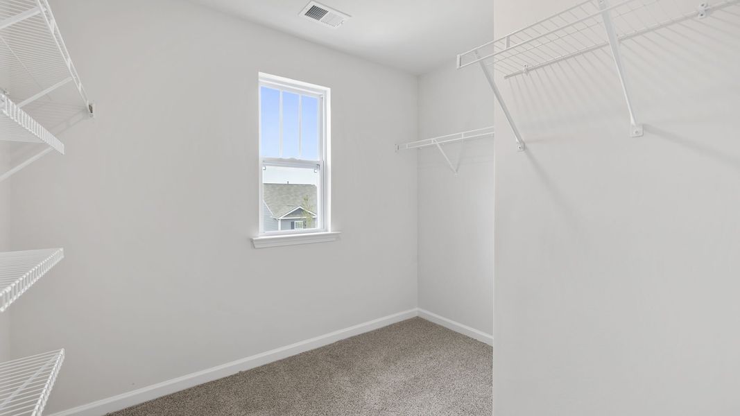 Spacious, unfurnished interior of a new home in Cedar Gap, Fountain Inn (Image 30).