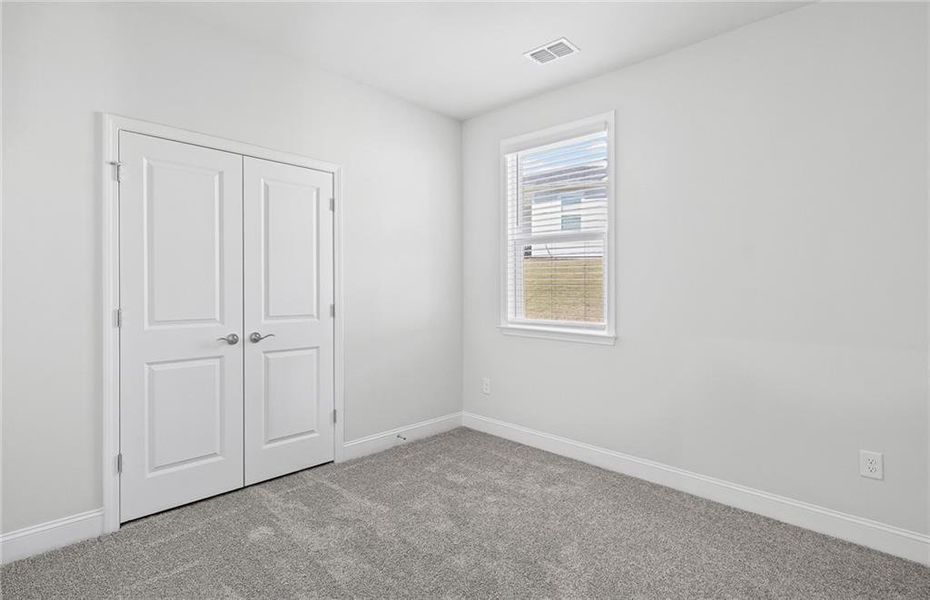 Spacious, unfurnished interior of a new home in Sun City Peachtree, Griffin (Image 8).