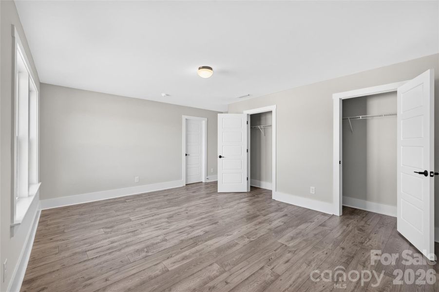 Spacious, unfurnished interior of a new home in Edgewater Lakeview On Your Lot, Lancaster (Image 33).