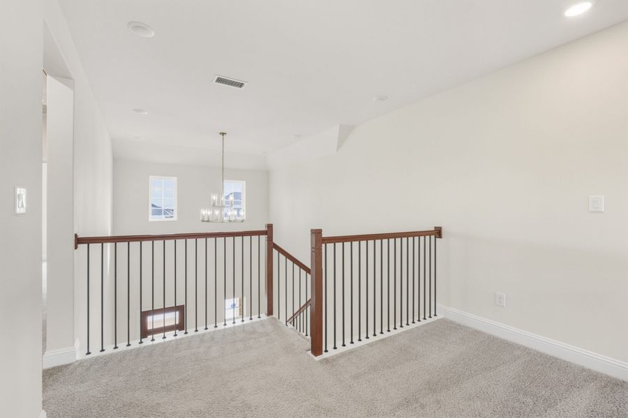 Spacious, unfurnished interior of a new home in Edgewater, Fate (Image 39).