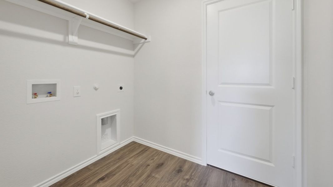Representative unfurnished interior of a home built from the Bellvue by D.R. Horton in Oak Valley Estates, Bullard (Image 12). Representative unfurnished interior of a home built from the Bellvue by D.R. Horton in Oak Valley Estates, Bullard (Image 12).