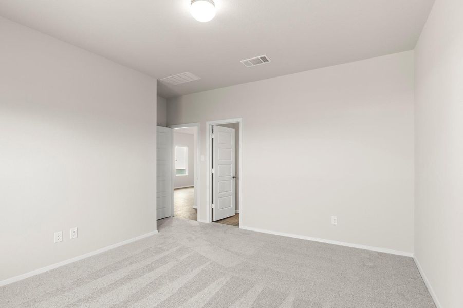 Spacious, unfurnished interior of a new home in Hymeadow, Maxwell (Image 18).