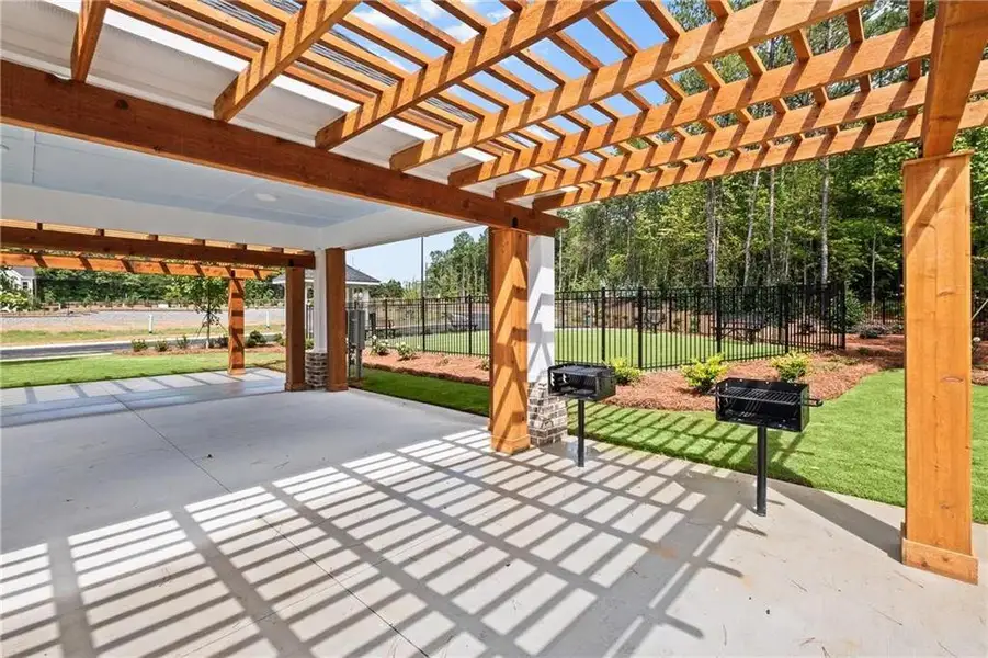 Community amenities in Adler Springs, Powder Springs (Image 7).