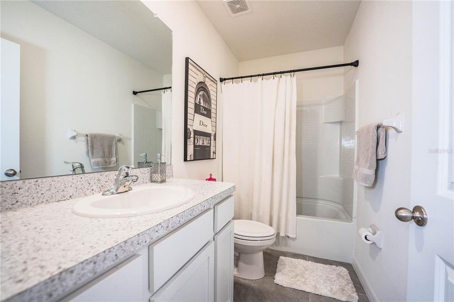 Furnished interior view inside a new home in , Plant City (Image 59).