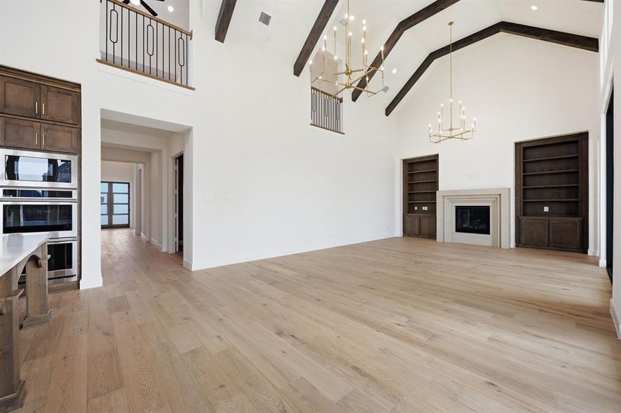 Spacious, unfurnished interior of a new home in Mustang Lakes, Celina (Image 15).