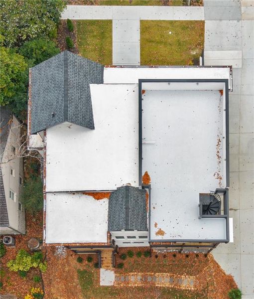 Exterior details and patio area of a home in , Atlanta (Image 31). Exterior details and patio area of a home in , Atlanta (Image 31).