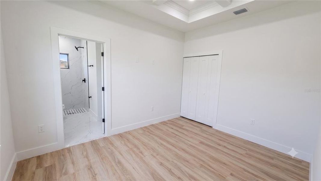 Spacious, unfurnished interior of a new home in , North Port (Image 22).
