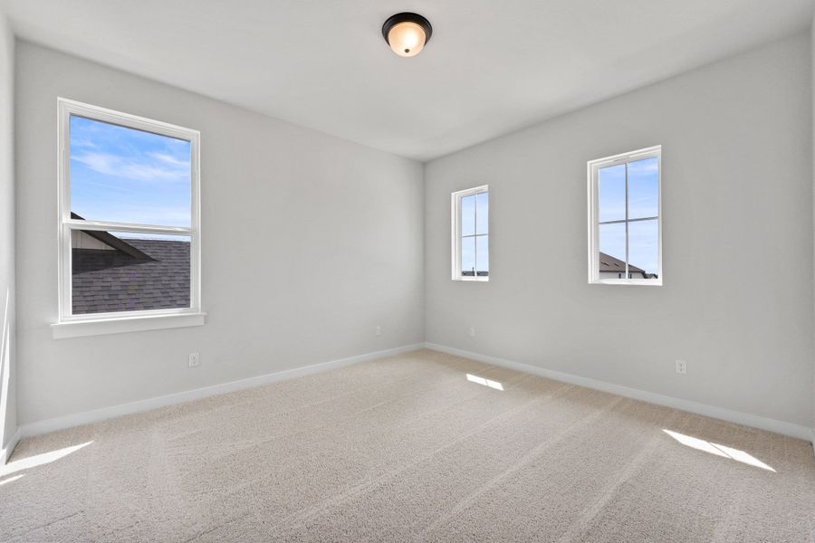 Spacious, unfurnished interior of a new home in Heritage, Dripping Springs (Image 33). Spacious, unfurnished interior of a new home in Heritage, Dripping Springs (Image 33).