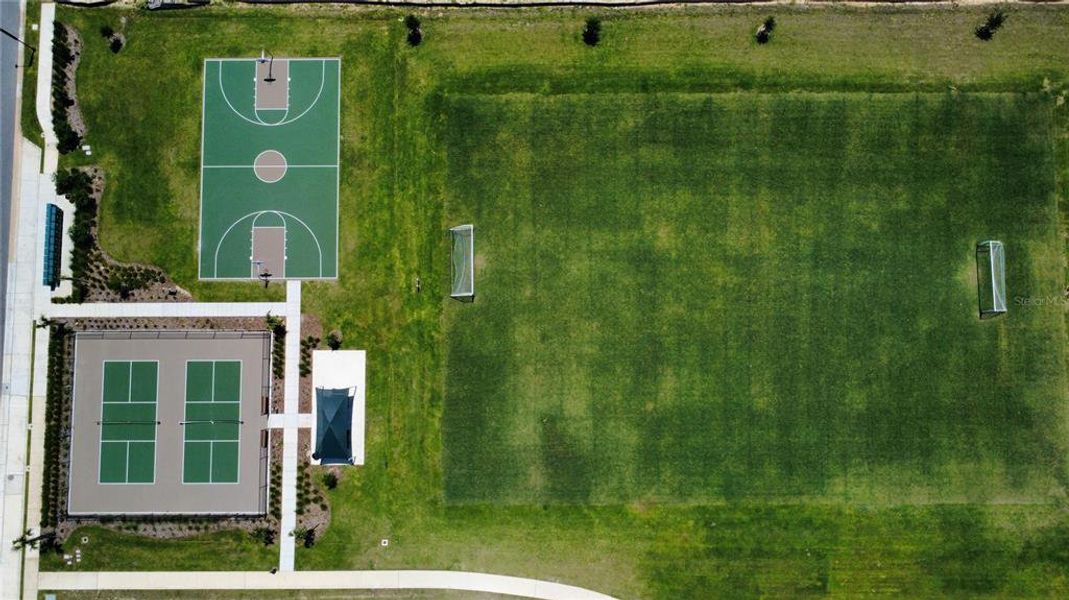 Community amenities in Hunt Club Groves, Lake Wales (Image 26).