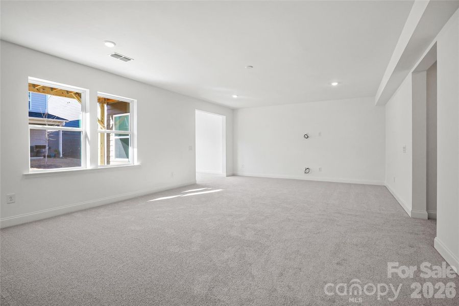 Spacious, unfurnished interior of a new home in Cannon Run, Concord (Image 26).