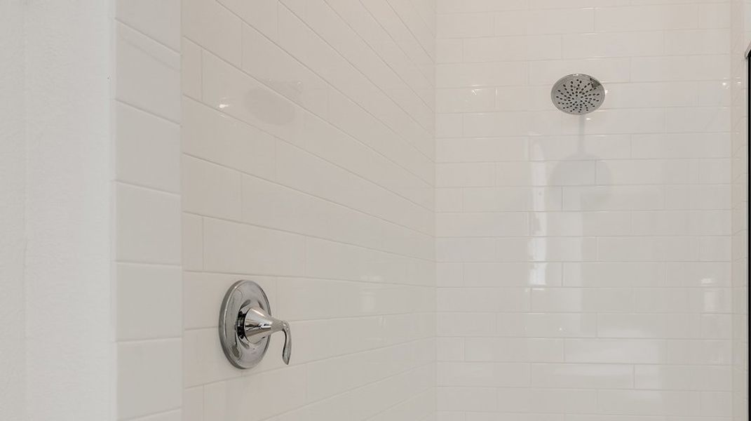 Pic EI Owner Bath Tile Surround F1 020226