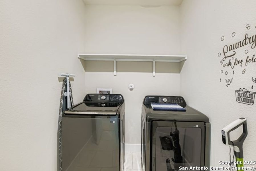 Close-up of interior finishes inside a home in Riverstone at Westpointe, San Antonio (Image 20).